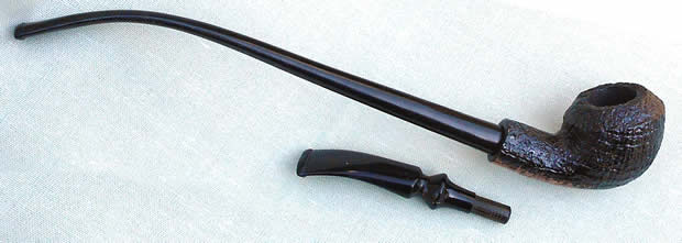 Marca Duo with 2 mouthpieces – a long churchwarden mouthpiece, and a shorter standard mouthpiece.