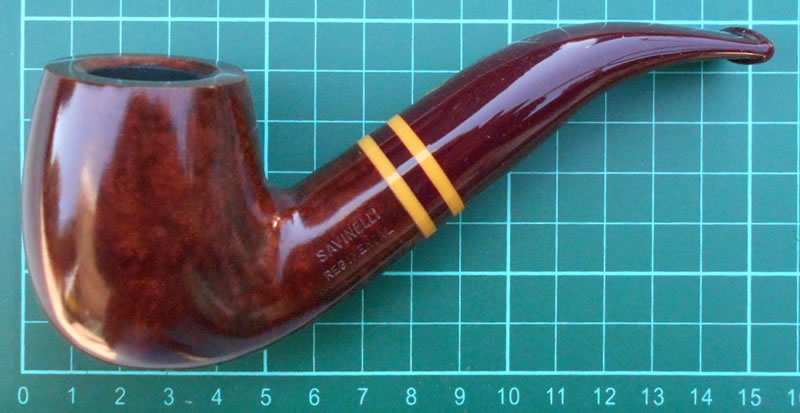 Savinelli “Regimental” – a tribute to the English Military tradition of displaying their colours
